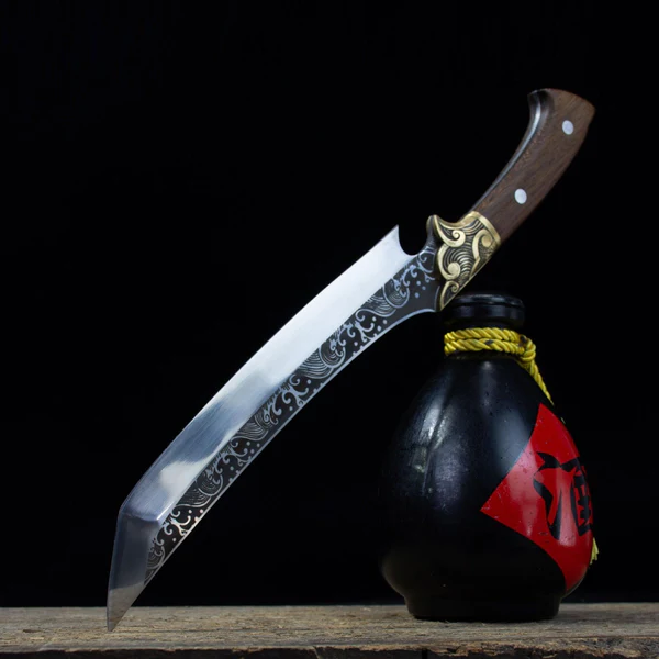 Faca Artesanal Forjada à Mão • Faca Hunt Vulker™